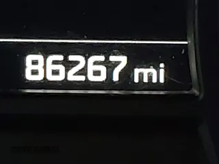 2015 Kia Sedona EX with VIN KNDMC5C17F6025686, listed as a IAAI auction lot 42020341 with 86,267 mi miles. Bid and sale history available at carsss.com. Image 15.