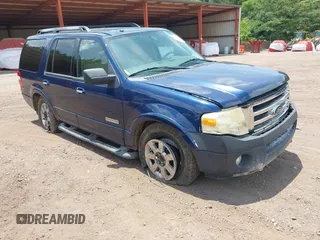 2008 Ford Expedition SSV с VIN 1FMFU16518LA82687, выставлен на аукционе IAAI как лот 42420358 с пробегом 265 228 миль миль и . История ставок и продаж доступна на DreamBid. Изображение 1.