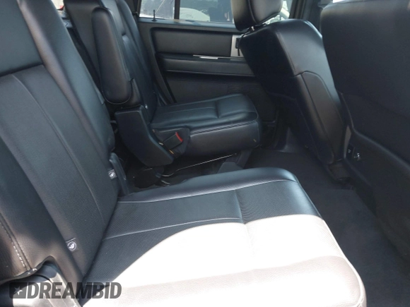 2016 Ford Expedition XLT z VIN 1FMJU1HT3GEF38441, wystawiony jako IAAI lot #42169635 z przebiegiem 106 398 mil mil oraz . Historia ofert i sprzedaży dostępna na DreamBid. Obrazek 8.