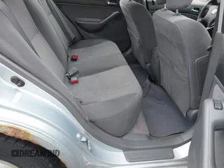 2005 Honda Civic with VIN JHMES96605S020601, listed as a IAAI auction lot 41792929 with 151,178 mi miles and . Bid and sale history available at DreamBid. Image 8.