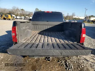 2009 Chevrolet Silverado 1500 with VIN 1GCEK24059Z143265, listed as a Copart auction lot 89331855 with 195,735 mi miles and Salvage Title. Bid and sale history available at DreamBid. Image 6.