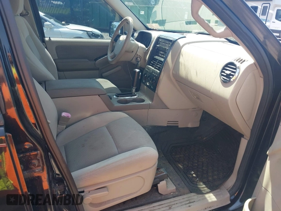2007 Ford Explorer Sport Trac XLT с VIN 1FMEU51K97UA12704, выставлен на аукционе IAAI как лот 42305357 с пробегом Не указан миль и . История ставок и продаж доступна на DreamBid. Изображение 5.