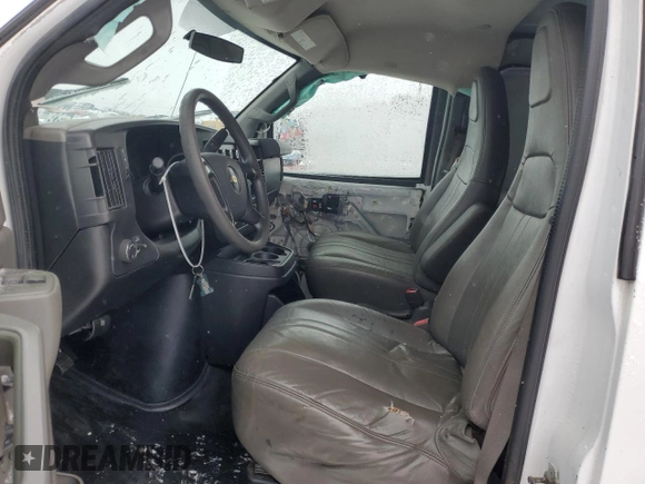 2016 Chevrolet Express Cargo Van with VIN 1GCWGBFF0G1131835, listed as a Copart auction lot 47828095 with 235,021 mi miles and Salvage Title. Bid and sale history available at carsss.com. Image 10.