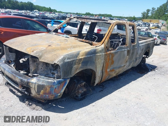 2004 Ford F-250 XL with VIN 1FTNX21P84EA99085, listed as a IAAI auction lot 42283838 with Not provided miles and . Bid and sale history available at DreamBid. Image 2.