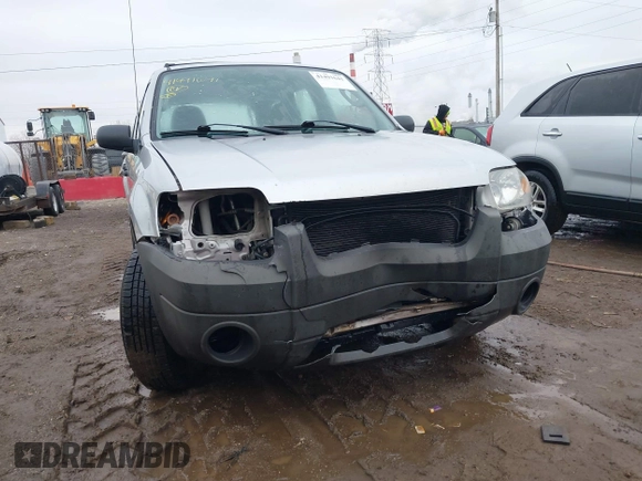 2007 Ford Escape XLS with VIN 1FMCU92Z07KC05670, listed as a IAAI auction lot 41491641 with 109,289 mi miles and . Bid and sale history available at DreamBid. Image 6.