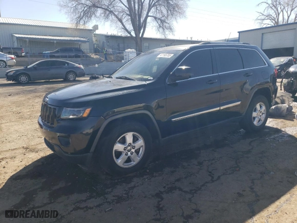 2011 Jeep Grand Cherokee Laredo with VIN 1J4RR4GG5BC514557, listed as a Copart auction lot 47195705 with 195,339 mi miles and Salvage Title. Bid and sale history available at carsss.com. Image 1.