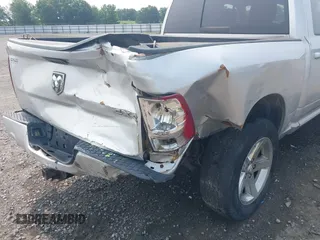 2012 Ram 1500 Sport с VIN 1C6RD7MTXCS114404, выставлен на аукционе IAAI как лот 42382230 с пробегом 192 326 миль миль и . История ставок и продаж доступна на DreamBid. Изображение 17.