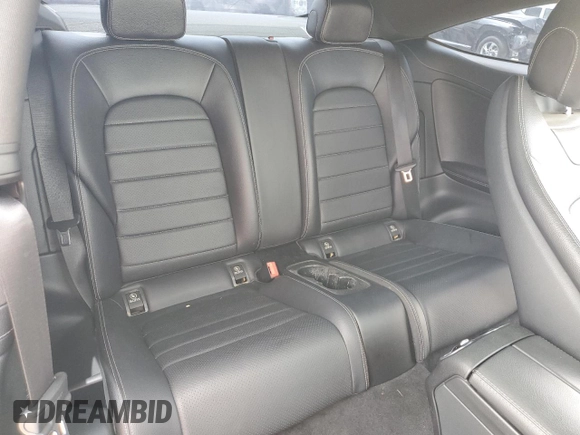 2017 Mercedes-Benz C 300 с VIN WDDWJ4KB2HF366232, выставлен на аукционе Copart как лот 52992515 с пробегом 108 067 миль миль и Списание • Salvage title. История ставок и продаж доступна на DreamBid. Изображение 10.