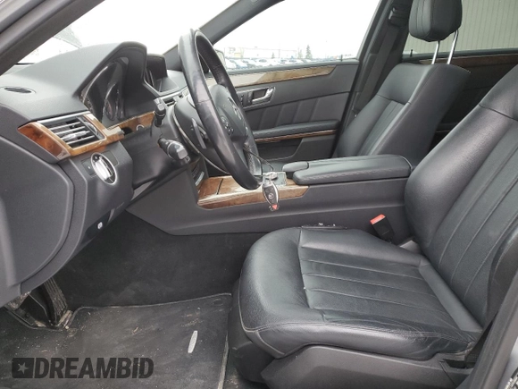 2011 Mercedes-Benz E 550 Luxury with VIN WDDHF9AB9BA411423, listed as a Copart auction lot 49166345 with 190,658 mi miles and Clean title. Bid and sale history available at DreamBid. Image 7.