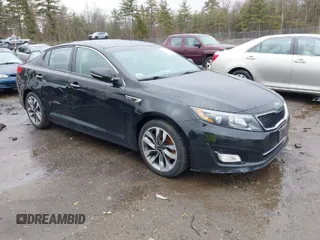 2015 Kia Optima SX Turbo with VIN 5XXGR4A65FG406037, listed as a IAAI auction lot 41975555 with 100,468 mi miles. Bid and sale history available at carsss.com. Image 1.