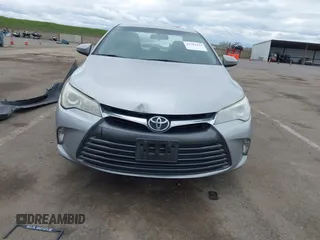 2017 Toyota Camry XLE z VIN 4T1BF1FK4HU667692, wystawiony jako IAAI lot #41789133 z przebiegiem 190 699 mil mil oraz . Historia ofert i sprzedaży dostępna na DreamBid. Obrazek 13.