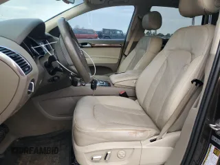 2014 Audi Q7 3.0L TDI Prestige with VIN WA1VMBFE9ED016362, listed as a Copart auction lot 41605365 with 156,321 mi miles and Clean Title. Bid and sale history available at carsss.com. Image 7.