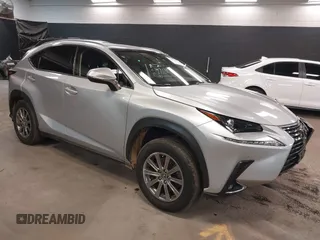 2019 Lexus NX 300 z VIN JTJBARBZ7K2194441, wystawiony jako IAAI lot #42090582 z przebiegiem 42 130 mil mil oraz . Historia ofert i sprzedaży dostępna na DreamBid. Obrazek 1.