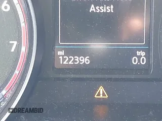 2018 Volkswagen Atlas SE z VIN 1V2LR2CA4JC582833, wystawiony jako IAAI lot #41452891 z przebiegiem 122 396 mil mil oraz . Historia ofert i sprzedaży dostępna na DreamBid. Obrazek 16.
