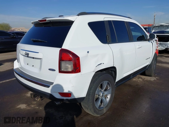 2016 Jeep Compass High Altitude Edition with VIN 1C4NJDEB8GD546245, listed as a IAAI auction lot 41557037 with 116,672 mi miles. Bid and sale history available at carsss.com. Image 4.