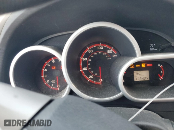 2011 Toyota Matrix with VIN 2T1KU4EE4BC743231, listed as a Copart auction lot 58074025 with 173,424 mi miles and Salvage title. Bid and sale history available at DreamBid. Image 9.