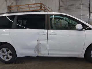 2011 Toyota Sienna LE AAS with VIN 5TDKK3DC6BS144970, listed as a IAAI auction lot 41881551 with 168,148 mi miles. Bid and sale history available at carsss.com. Image 14.