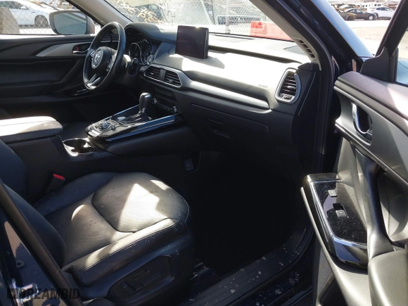 2020 Mazda CX-9 Touring with VIN JM3TCACY3L0417958, listed as a IAAI auction lot 40813502 with 42,228 mi miles. Bid and sale history available at carsss.com. Image 5.