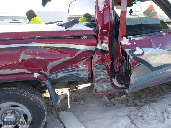 1995 Dodge Ram 1500 with VIN 1B7HC16Y4SS360800, listed as a IAAI auction lot 41633081 with 123,139 mi miles. Bid and sale history available at carsss.com. Image 6.