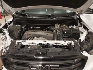 2018 GMC Terrain SLT with VIN 3GKALVEX3JL309663, listed as a IAAI auction lot 41140533 with 126,896 mi miles. Bid and sale history available at carsss.com. Image 10.