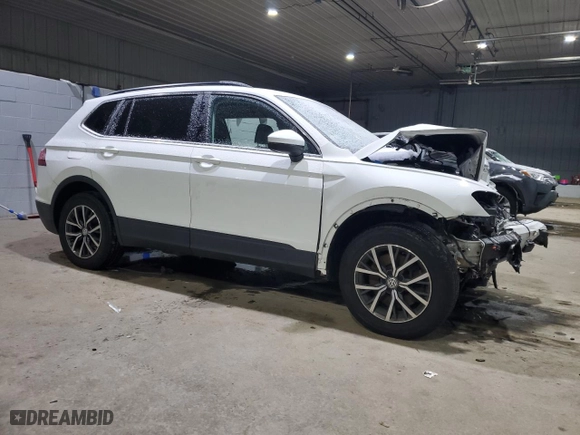 2019 Volkswagen Tiguan SE with VIN 3VV2B7AX6KM005759, listed as a Copart auction lot 43954805 with 69,206 mi miles and Salvage Title. Bid and sale history available at carsss.com. Image 4.