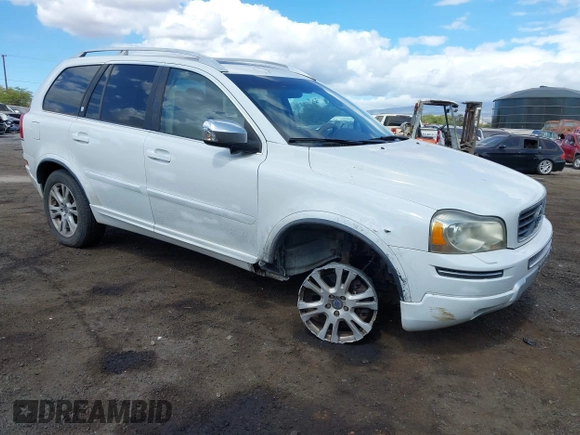 2013 Volvo XC90 Premier Plus z VIN YV4952CY3D1657314, wystawiony jako IAAI lot #42477546 z przebiegiem 104 693 mil mil oraz . Historia ofert i sprzedaży dostępna na DreamBid. Obrazek 1.