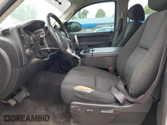 2013 Chevrolet Silverado 1500 LT with VIN 3GCPKSE79DG368320, listed as a Copart auction lot 53656865 with 188,630 mi miles and Salvage Title. Bid and sale history available at DreamBid. Image 7.