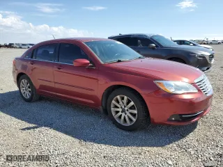 2013 Chrysler 200 Touring with VIN 1C3CCBBB0DN603932, listed as a Copart auction lot 50792335 with 81,767 mi miles and Salvage Title. Bid and sale history available at carsss.com. Image 4.