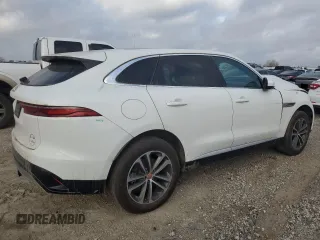 2022 Jaguar F-Pace with VIN SADCK2EX2NA692924, listed as a Copart auction lot 44647665 with 31,250 mi miles and Salvage title. Bid and sale history available at DreamBid. Image 3.