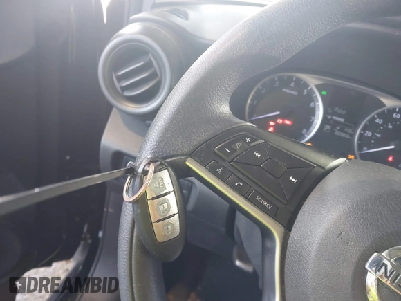 2021 Nissan Kicks S with VIN 3N1CP5BVXML495432, listed as a IAAI auction lot 41727299 with 80,966 mi miles and . Bid and sale history available at DreamBid. Image 11.