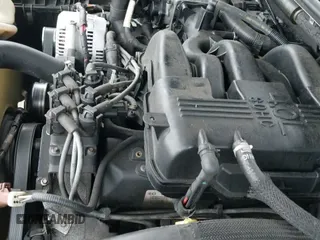 2006 Ford Explorer Limited with VIN 1FMEU75E06UB62411, listed as a IAAI auction lot 41335447 with 218,891 mi miles and . Bid and sale history available at DreamBid. Image 12.