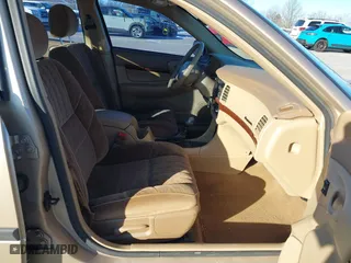 2000 Chevrolet Impala with VIN 2G1WF55K0Y9168618, listed as a IAAI auction lot 41414109 with 97,473 mi miles. Bid and sale history available at carsss.com. Image 5.