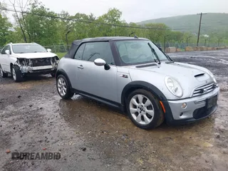 2006 MINI Convertible S with VIN WMWRH33586TF88407, listed as a IAAI auction lot 42223156 with 199,948 mi miles and . Bid and sale history available at DreamBid. Image 1.