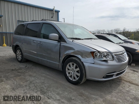 2016 Chrysler Town & Country Touring with VIN 2C4RC1BG0GR253155, listed as a Copart auction lot 54407055 with 117,181 mi miles and Salvage Title. Bid and sale history available at carsss.com. Image 4.