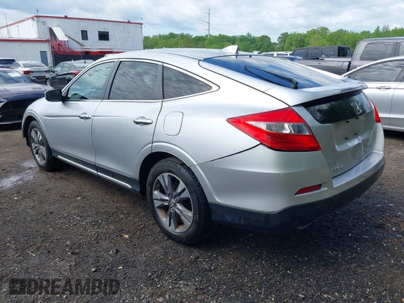 2013 Honda Crosstour EX-L z VIN 5J6TF2H58DL002942, wystawiony jako IAAI lot #42136150 z przebiegiem 42 787 mil mil oraz . Historia ofert i sprzedaży dostępna na DreamBid. Obrazek 3.