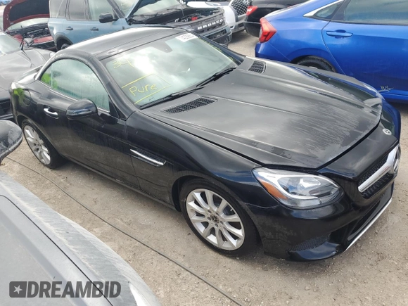 2018 Mercedes-Benz SLC 300 с VIN WDDPK3JA2JF152240, выставлен на аукционе Copart как лот 74229854 с пробегом Не указан миль и На запчасти • Non repairable. История ставок и продаж доступна на DreamBid. Изображение 4.