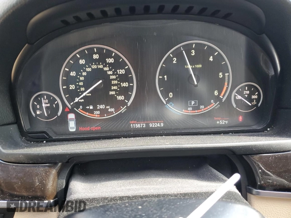 2014 BMW 5 Series 535d with VIN WBAXA5C5XED690305, listed as a Copart auction lot 87819095 with 115,673 mi miles and Salvage Title. Bid and sale history available at carsss.com. Image 9.