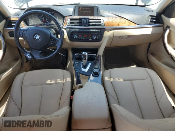 2013 BMW 3 Series 320i xDrive with VIN WBA3C3C54DF981575, listed as a Copart auction lot 65572755 with 130,468 mi miles and Clean title. Bid and sale history available at DreamBid. Image 8.