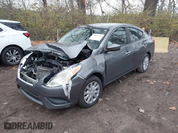 2019 Nissan Versa SV z VIN 3N1CN7AP4KL814213, wystawiony jako IAAI lot #40877781 z przebiegiem 108 624 mil mil oraz . Historia ofert i sprzedaży dostępna na DreamBid. Obrazek 17.