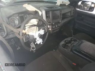 2022 Ram 2500 Tradesman z VIN 3C6UR4HJ5NG383634, wystawiony jako Copart lot #86321144 z przebiegiem 96 421 mil mil oraz Nie do naprawy • Non repairable. Historia ofert i sprzedaży dostępna na DreamBid. Obrazek 8.