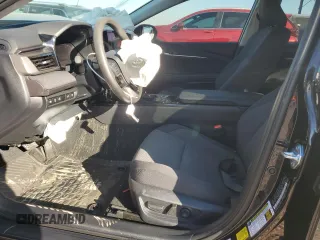 2025 Toyota Camry LE with VIN 4T1DAACK0SU076293, listed as a Copart auction lot 87006194 with 1,607 mi miles and Salvage Title. Bid and sale history available at carsss.com. Image 7.