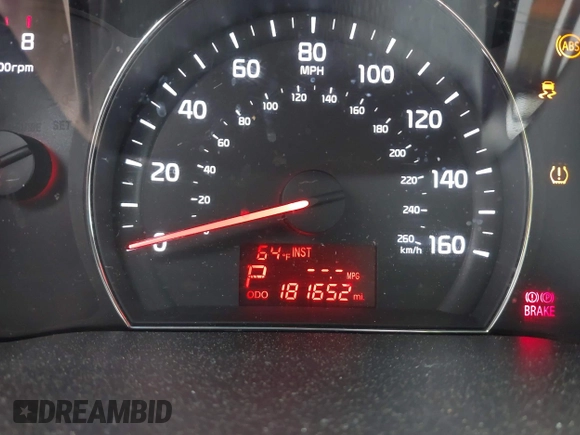 2015 Kia Sorento LX with VIN 5XYKTDA63FG570085, listed as a IAAI auction lot 42031786 with 181,652 mi miles and . Bid and sale history available at DreamBid. Image 16.