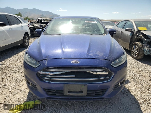 2013 Ford Fusion SE with VIN 3FA6P0HR3DR185276, listed as a Copart auction lot 60848535 with 156,413 mi miles and Salvage title. Bid and sale history available at DreamBid. Image 5.