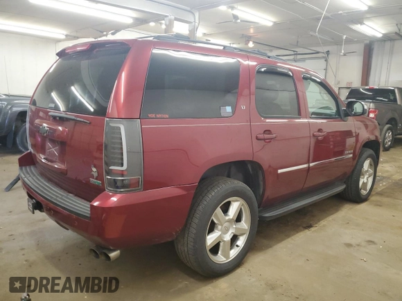 2011 Chevrolet Tahoe LT z VIN 1GNSKBE00BR304863, wystawiony jako Copart lot #55168115 z przebiegiem 151 520 mil mil oraz Szkoda całkowita • Salvage title. Historia ofert i sprzedaży dostępna na DreamBid. Obrazek 3.