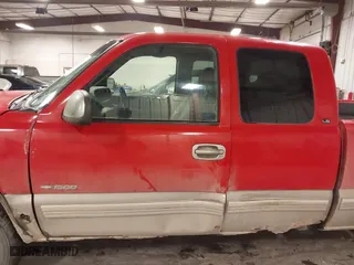 1999 Chevrolet Silverado 1500 LT with VIN 1GCEK19T0XE223896, listed as a IAAI auction lot 41567113 with 0 mi miles. Bid and sale history available at carsss.com. Image 6.