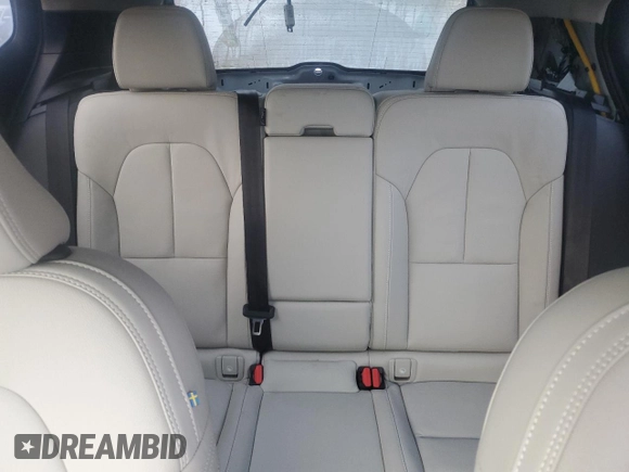 2024 Volvo XC40 Plus Dark Theme with VIN YV4L12UL3R2241057, listed as a Copart auction lot 43803265 with 9,396 mi miles and Salvage title. Bid and sale history available at DreamBid. Image 10.