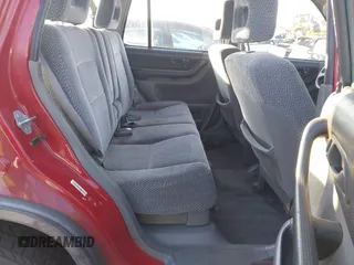 1998 Honda CR-V LX with VIN JHLRD1845WC065039, listed as a IAAI auction lot 41459730 with 197,664 mi miles. Bid and sale history available at carsss.com. Image 8.