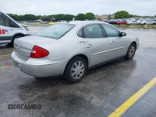2007 Buick LaCrosse CX with VIN 2G4WC582771131358, listed as a IAAI auction lot 42231899 with 111,437 mi miles and . Bid and sale history available at DreamBid. Image 4.