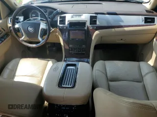 2013 Cadillac Escalade ESV Luxury с VIN 1GYS4HEF5DR334058, выставлен на аукционе Copart как лот 60293015 с пробегом 150 847 миль миль и Чистый • Clean title. История ставок и продаж доступна на DreamBid. Изображение 8.