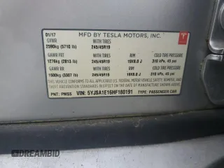 2017 Tesla Model S 60 z VIN 5YJSA1E16HF180191, wystawiony jako Copart lot #55901805 z przebiegiem Nie podano mil oraz Szkoda całkowita • Salvage title. Historia ofert i sprzedaży dostępna na DreamBid. Obrazek 13.